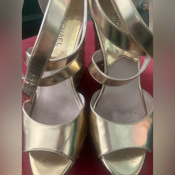 Michael Michael Kors Wedge Heel - Picture 7 of 9